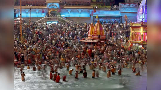 kumbh mela : कुंभमेळा; निर्वाणी आखाड्याचे महामंडलेश्वर कपिल देव यांचे करोनाने निधन