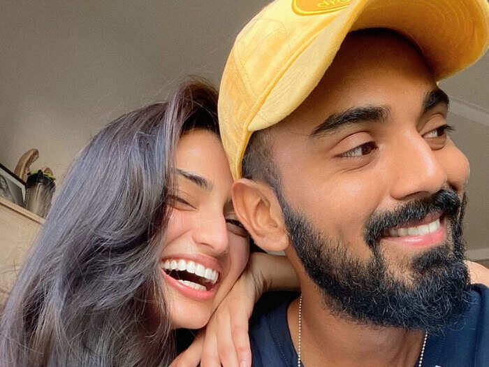 athiya shetty birthday wish to kl rahul: Athiya Shetty boyfriend KL Rahul: भारतीय क्रिकेटर केएल राहुल को उनकी कथित गर्लफ्रेंड और ऐक्ट्रेस अथिया शेट्टी ने बधाई दी है। - Navbharat ...