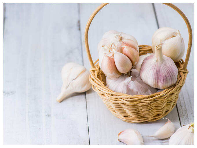 garlic eating benefits: தினமும் ஒரு பல்லாவது பூண்டு சாப்பிட்டா இந்த நன்மைகள்லாம் கிடைக்கும்... இனியாவது சாப்பிடுங்க - 6 reasons to eat garlic everyday in tamil 5 samayam tamil Tamil News Spot