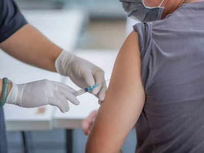 Vaccination in UP: नोएडा, गाजियाबाद.. यूपी वाले ध्यान दें, वैक्सीन लगाने जा रहे हैं, तो ये कागज साथ रख लें 