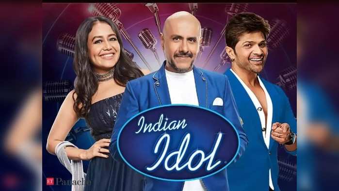 Indian Idol 12:  टीआरपीसाठी सुरू आहे फुल्ल टू ड्रामेबाजी, वाचा आतापर्यंतच्या कॉन्ट्रोव्हर्सी