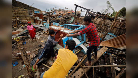 cyclone tauktae : 'तौत्के' च्रकीवादळाचा तडाखा; PM मोदी उद्या गुजरातची हवाई पाहणी करणार