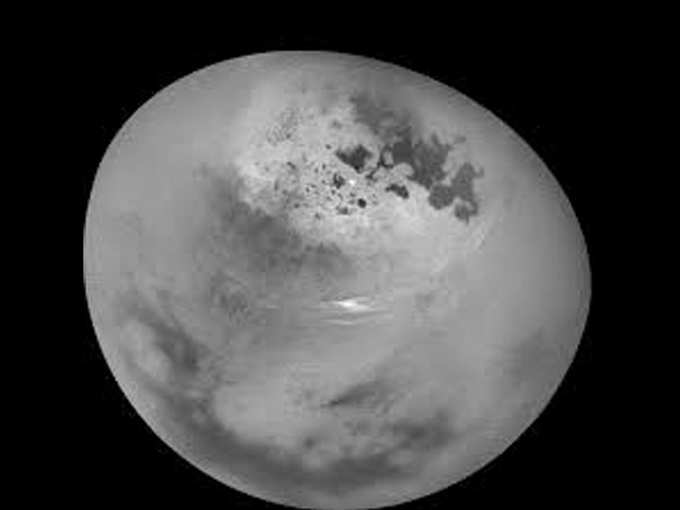 Titan Moon Of Staurn Nasa On Life On Titan Moon Of Saturn शन क च द ट इटन पर ज वन क ख ज म न स Navbharat Times