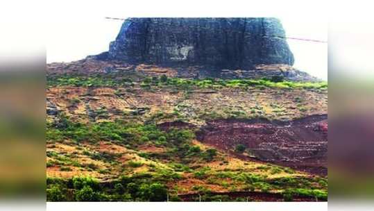 ब्रह्मगिरीच्या पोटाला सुरुंग; राजरोसपणे डोंगर पोखरणे सुरू