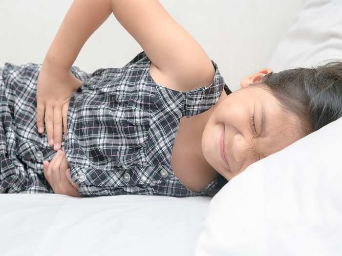 children cant go to hospitals for stomach ache due to corona ayurvedic remedies can cure their problem in hindi