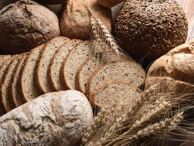 bread for weight loss in tamil: எடையை வேகமா குறைக்கணும்னா எந்த பிரட் பெஸ்ட்... வெள்ளையா, பிரௌனா, மல்டி கிரெய்னா? - white, brown, or multigrain - which is the best bread for weight loss in tamil 4 samayam tamil Tamil News Spot