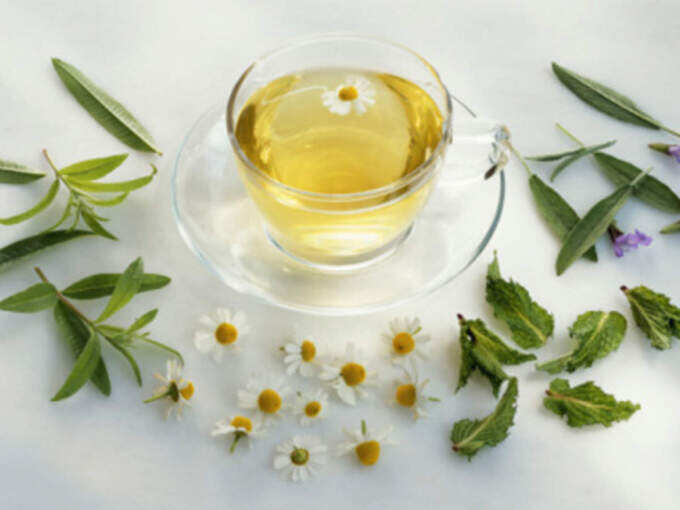 Home Remedies for Digestion: லாக்டவுன் நேரத்துல ஏற்படும் அஜீரணக் கோளாறுகளை சரிசெய்யும் அஞ்சறைப் பெட்டி பொருள்கள்... - simple kitchen ingredients to fix digestive problems during the lockdown 5 samayam tamil Tamil News Spot