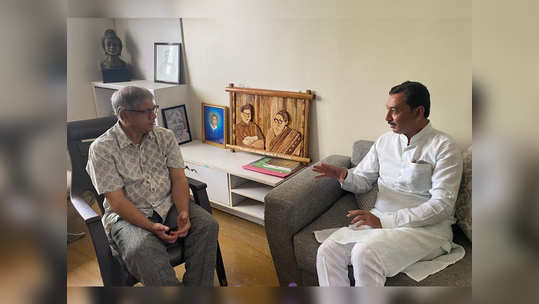 sambhajiraje meets prakash ambedkar शिवसेना, काँग्रेस-राष्ट्रवादीसाठी मी अस्पृश्य, मात्र संभाजीराजेंसोबत जायला तयार: प्रकाश आंबेडकर