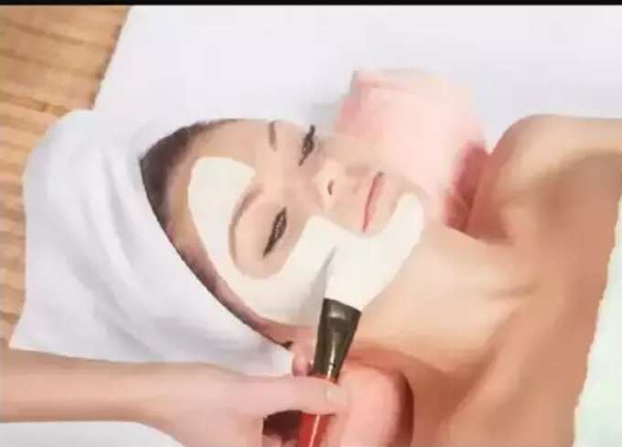 natural remedies for milia: முகத்தில் இருக்கும் மஞ்சள் அல்லது வெள்ளை நிற நீர்க்கட்டிகள் போக்க வீட்டு வைத்தியம்! - home remedies to get rid of milia in tamil 8 samayam tamil Tamil News Spot