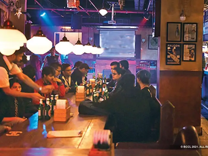 restaurants and hotel open from today in raipur: raipur unlock latest update : bars, restaurants, hotels and clubs will open in raipur from today : रायपुर में आज से खुलेंगे बार, रेस्टोरेंट,