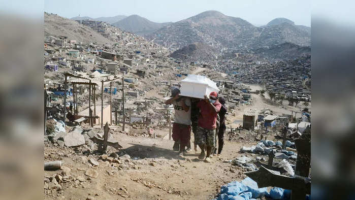 तीन कोटी लोकसंख्येच्या देशात एक लाखांहून अधिक करोना बळी