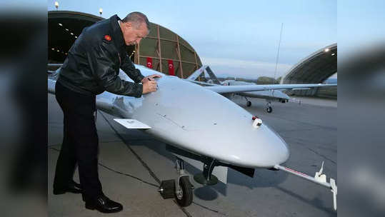 Turkey Drone तुर्कीच्या TB-2  ड्रोनची जगात चर्चा; अमेरिका, रशियाला टेन्शन!