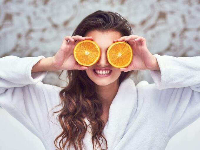 vitamin C benefits: சருமப் பராமரிப்பில் வைட்டமின் சி ஏன் முக்கியமான ஒன்றாக கருதப்படுகிறது? - why vitamin c has become the important word in beauty and healthy 5 samayam tamil Tamil News Spot