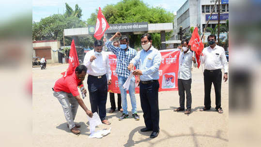 Farmers Protest: शेतकरी आंदोलन सुरूच; 'या' जिल्ह्यात पुन्हा केंद्राच्या कृषी कायद्यांची होळी