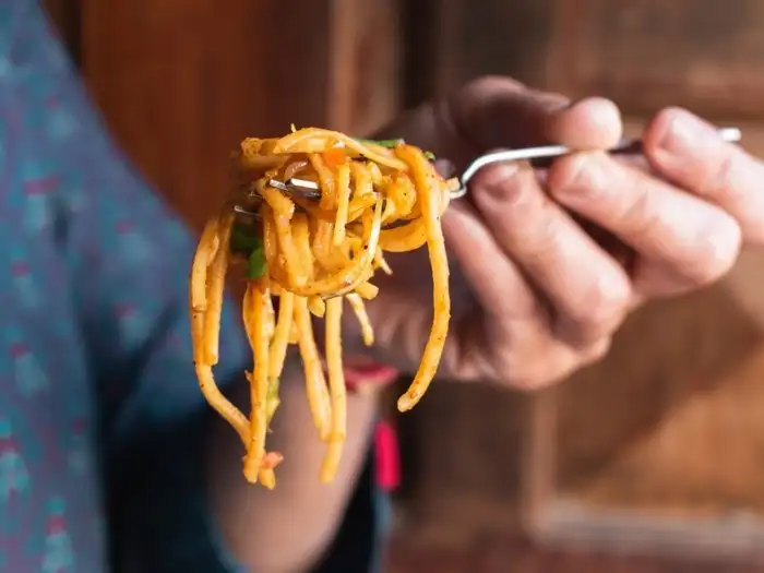 जाने क्या फास्ट फूड खाने से बढ़ती है डायबिटीज, अभी पढ़े