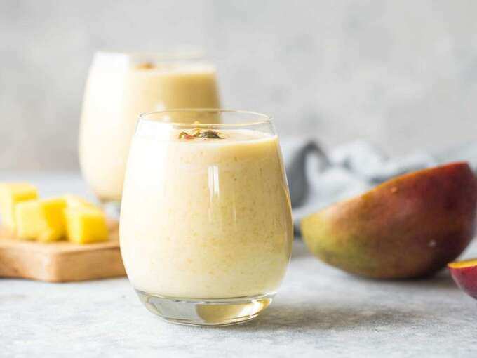 lassi drink benefits: தயிரை லஸ்ஸி செய்து சாப்பிடுவது ஆரோக்கியமானதா?... என்னென்ன நன்மைகள் கிடைக்கும்... - lassi health benefits: 6 reasons why you must enjoy this traditional drink 4 samayam tamil Tamil News Spot
