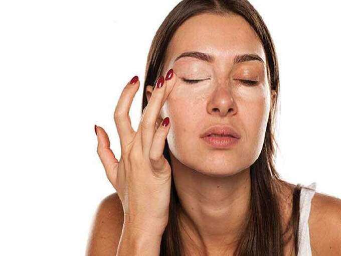 simple makeup tips in tamil: மேக்கப் போட்டுக் கொள்ளும்முன் கட்டாயமாக செய்ய வேண்டிய 7 விஷயங்கள் என்னென்ன... - dermatologist recommends 7 must-do things before you put on makeup 7 samayam tamil Tamil News Spot