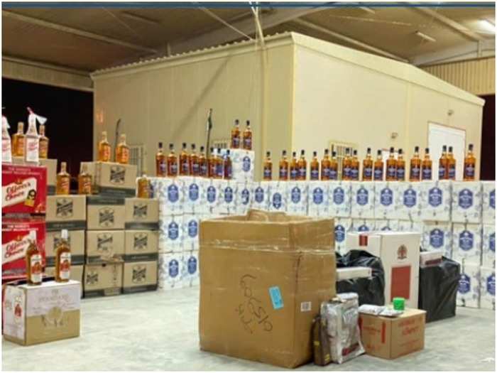 Oman Customs seizes large quantities of alcoholic beverages