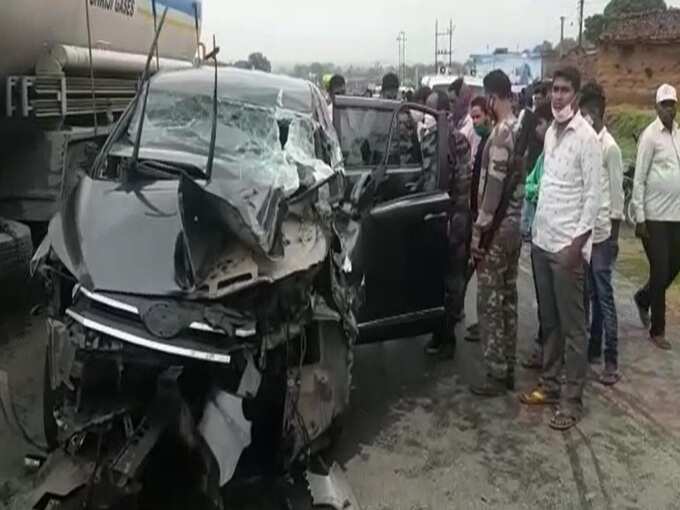 Hazaribagh SP Kartik S injured in road accident, Hazaribagh SP Kartik S injured in road accident,