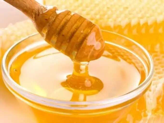 body polishing recipes in tamil: முகத்துக்கு தான் பாலீஷா, உடம்புக்கும் பாலீஷ் போடுங்க, இப்படி தான் போடணும்! - how to do body polishing at home in tamil 7 samayam tamil Tamil News Spot