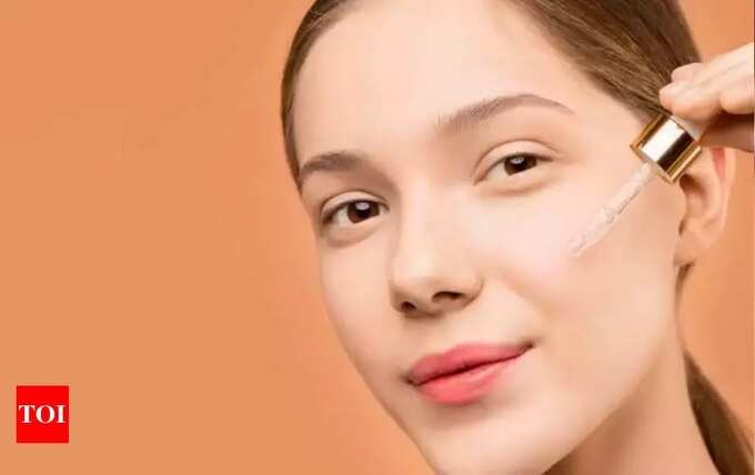 best skin care tips for 30s: 30 வயசானாலும் நீங்க ஸ்மார்ட்டா தான் இருக்கீங்கன்னு சொல்லணுமா, இதை ஃபாலோ பண்ணுங்க! - how to get clear skin naturally at 30 s in tamil, 6 samayam tamil Tamil News Spot