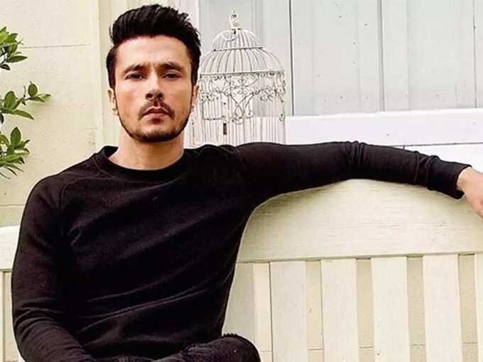 Darshan Kumaar: சாப்பாட்டுக்கு பணம் இல்லை, பார்லி ஜி பிஸ்கெட்டை சாப்பிட்டு வாழ்ந்த நடிகர் - do you know that mary kom movie fame darshan kumaar survived on parle g biscuits? 4 samayam tamil Tamil News Spot