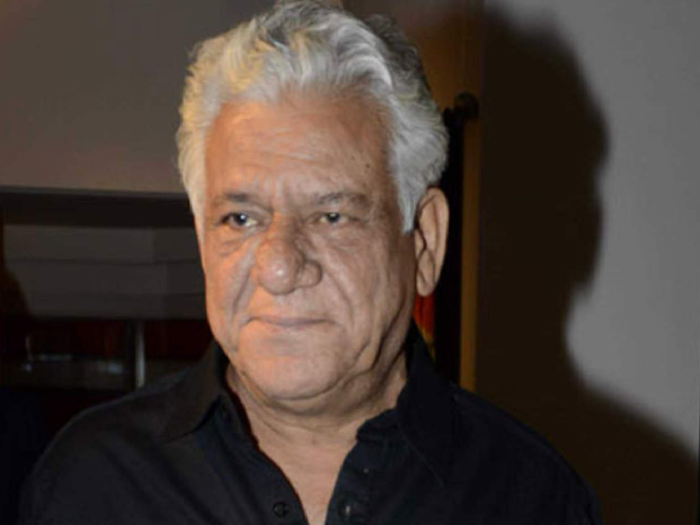 Om Puri Life Seema Kapoor Statement म न कबर ड म उसक अ डरग र म ट स द ख थ जब ओमप र क पहल पत न न बय क य थ दर द श द क ब द ब वफ ई म ट ट