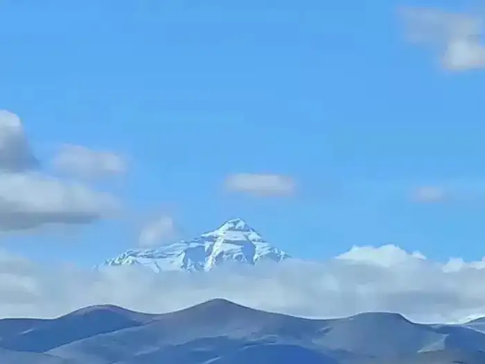 पड़ोसियों के दम पर भारत को चुनौती दे रहा है चीन, नेपाल तक रेल चलाने के लिए हिमालय में बना रहा सुरंग