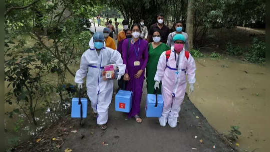 covid vaccine : करोना लसीवर केंद्राचे सुप्रीम कोर्टात घुमजाव; डिसेंबरपर्यंत १३५ कोटी डोस उपलब्ध होणार