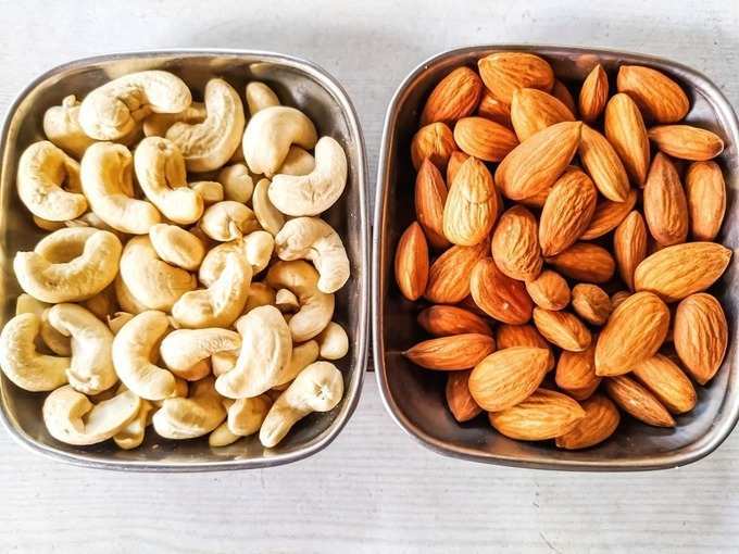 yoga and exercise for weight loss and belly fat: वेट लॉस करणा-यांना करीनाच्या डाएटिशियनचा खास सल्ला, चुकूनही ‘हे’ पदार्थ खाऊन करू नका दिवसाची सुरूवात! - nutritionist rujuta diwekar given valuable advice and healthy dieting tips for weight loss