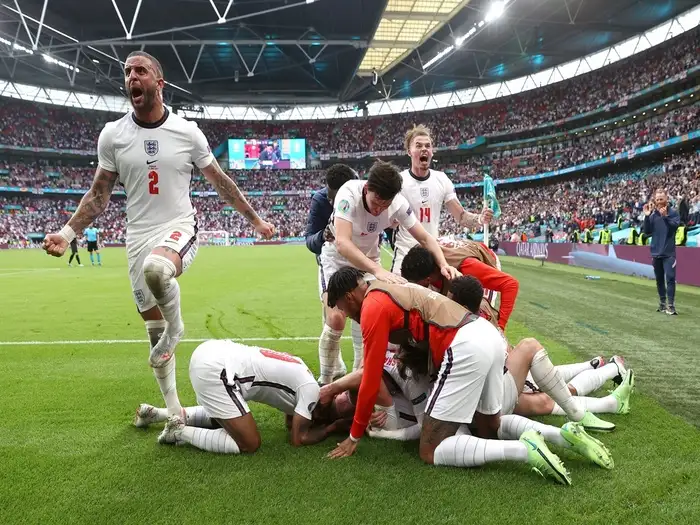 Germany vs England: Euro 2020: इंग्लैंड ने कटाया क्वार्टर फाइनल का टिकट,  जर्मनी टूर्नामेंट से बाहर - Navbharat Times