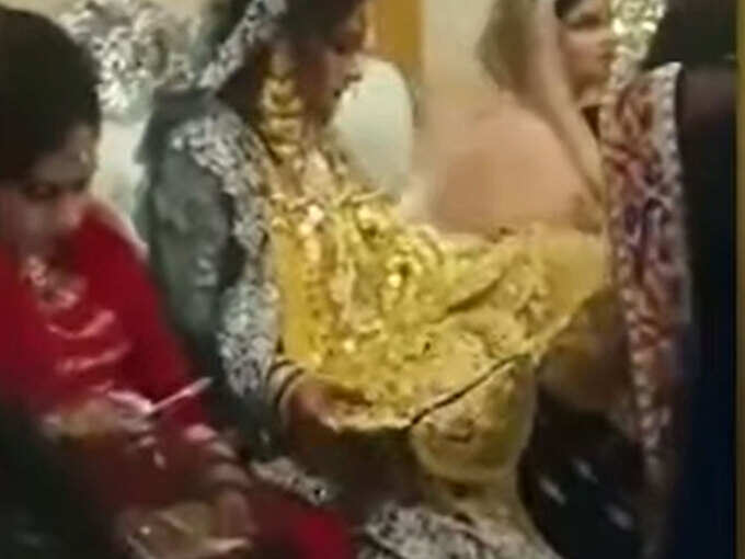 a a