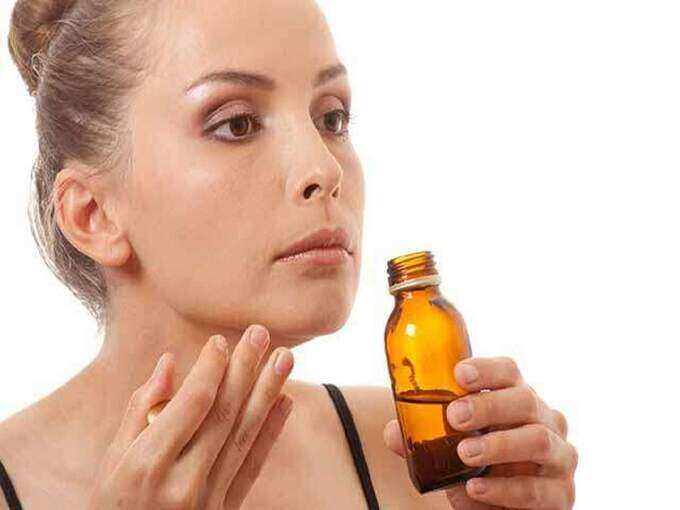 remedies for acne: முகப்பரு இருக்கும்போது சருமத்தில் இந்த 5 பொருள்களும் பயன்படுத்தவே கூடாதாம்... 5 samayam tamil Tamil News Spot