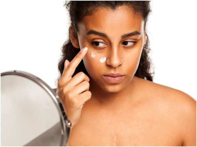 remedies for acne: முகப்பரு இருக்கும்போது சருமத்தில் இந்த 5 பொருள்களும் பயன்படுத்தவே கூடாதாம்... 4 samayam tamil Tamil News Spot