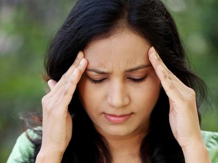 what are tension headaches causes and symptoms how it is different from migraines