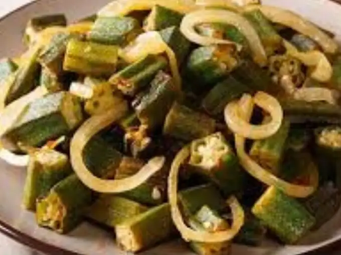 Benefits of lady finger Bhagya shree looks young even at the age of 52