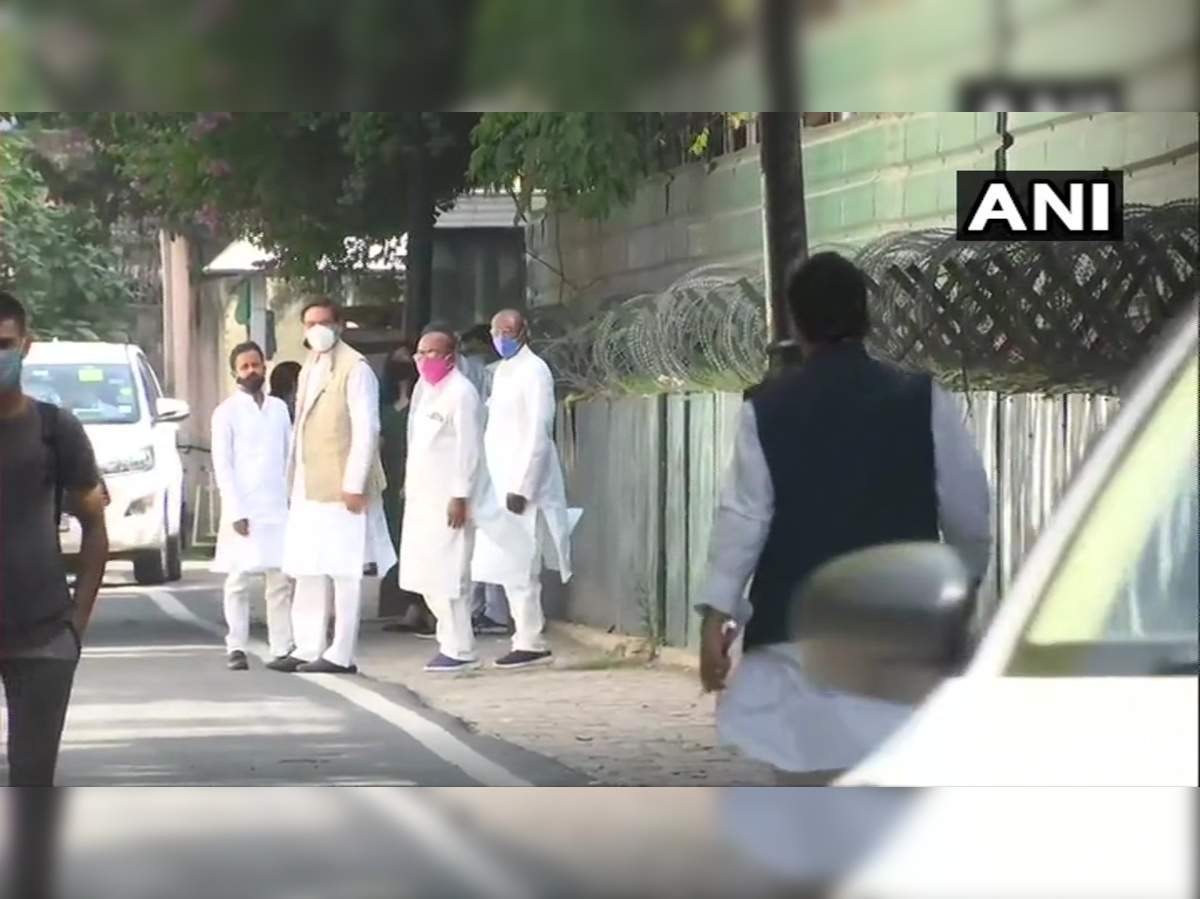 rahul gandhi meeting is started with bihar congress leaders in delhi : राहुल  गांधी के आवास पर पहुंचे बिहार के कांग्रेस नेता... क्या इसी बैठक में चुन लिए  जाएंगे बिहार के नए