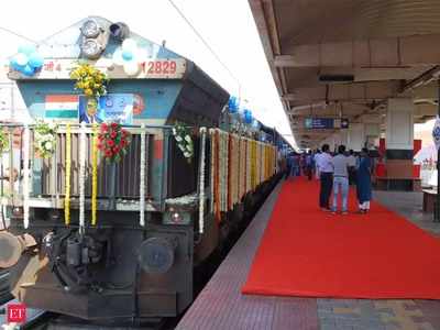 Railways News Update : रेलवे के और 650 स्टेशनों पर मिलेगी वाईफाई सुविधा, जानिए पूरा प्लान 