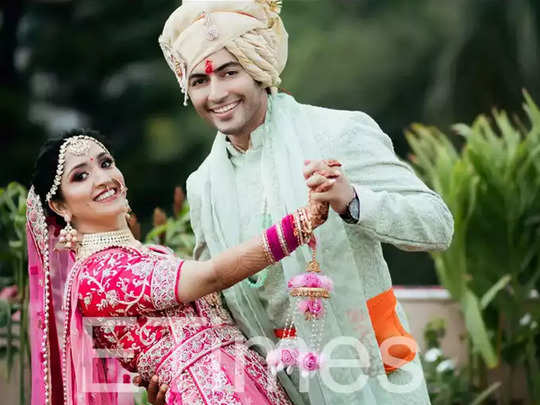 पांड्या स्टोर फेम अक्षय खरोड़िया की शादी में आई दरार? शेयर किया यह पोस्ट 