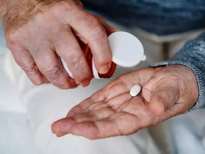 how to increase sperm count in tamil: ஆண் மலட்டுத்தன்மை : விந்தணுக்களின் எண்ணிக்கையும் வீரியமும் அதிகமாக இதை செய்யுங்க! 6 samayam tamil Tamil News Spot