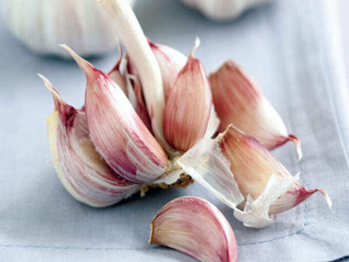 roasted garlic benefits: பூண்டை ஏன் சுட்டு சாப்பிட வேண்டும்... அதனால் என்னென்ன நன்மைகள் கிடைக்கும்... 3 samayam tamil Tamil News Spot