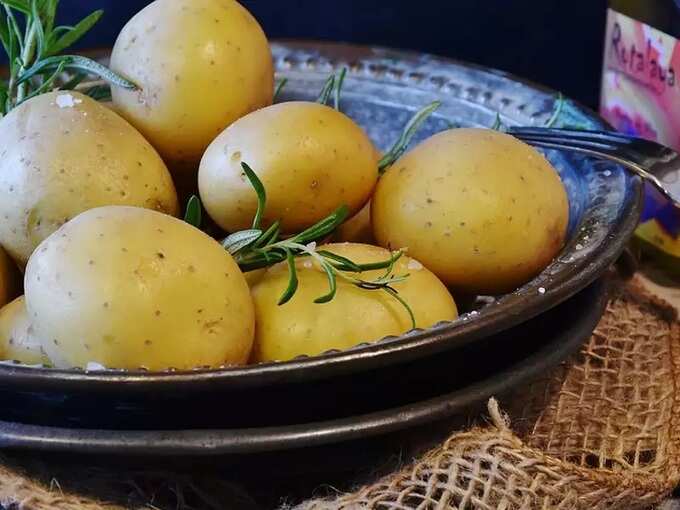 tips to reduce uric acid by food in tamil: கீல்வாதம் : மூட்டுகளில் மோசமான வலி, வீக்கம் குறைக்கும் அற்புதமான 18 உணவுகள், இப்பவே சாப்பிட தொடங்குங்க! 8 samayam tamil Tamil News Spot