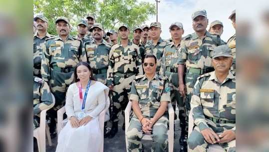 मीराबाईनं गाठली भारताची बॉर्डर; BSF जवानांसोबत साजरा केला पदकाचा आनंद