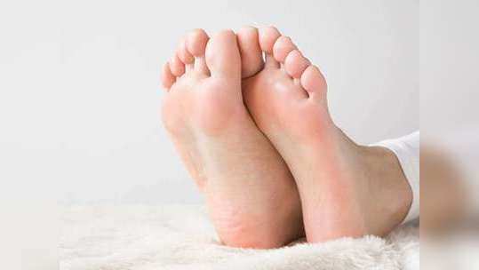 <strong>Diabetic Foot Ulcer : </strong>तरुणांमध्येही वाढतोय डायबिटीजचा धोका, वेळीच दिलं नाही पायांकडे लक्ष तर येईल ऑपरेशन करण्याची वेळ, जाणून घ्या हेल्थ एक्सपर्ट्सचं मत! 