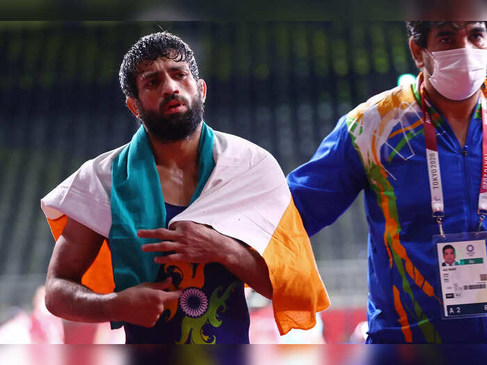 Coaches behind India's Olympic medals Indian Olympic Coaches Ravi kumar dahiya Coach KreedOn