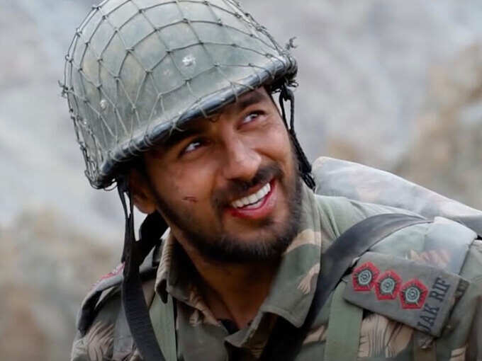 Sidharth Malhotra in the movie Shershaah Sidharth Malhotra in the movie Shershaah