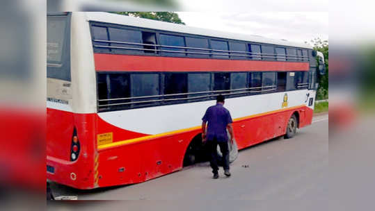 wheels of the moving bus came off: मोठा अनर्थ टळला! चालत्या बसची चाके निखळली; चालकाने दाखवले प्रसंगावधान