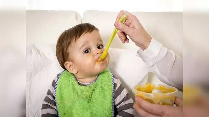 Baby Food Tips : ६ ते १२ महिन्यांच्या मुलांना काय खायला द्याल? ‘या’ पदार्थांमुळे प्रत्येक आईचं टेन्शन होईल दूर 