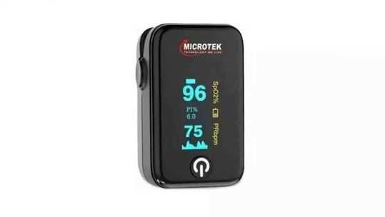 Oximeter पासून ते Glucometer पर्यंत... ७०% डिस्काउंटसह मिळत आहेत हे हेल्थ गॅजेट्स