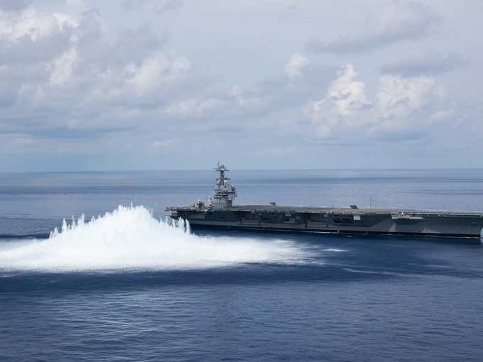 USS Gerald Ford 04